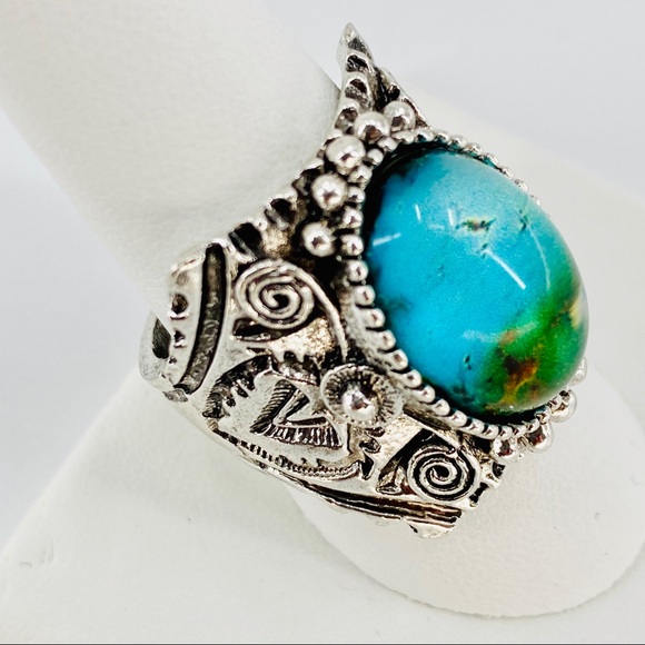 LAST CHANCE! -Bohemian Antique Silver Opal Ring - Picture 3 of 6